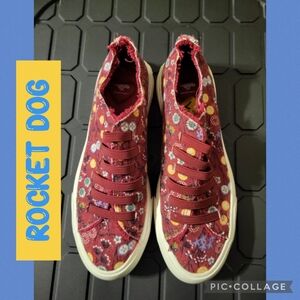 Rocket Dog Women's Burgundy Floral Elastic Slip-On Sneakers
